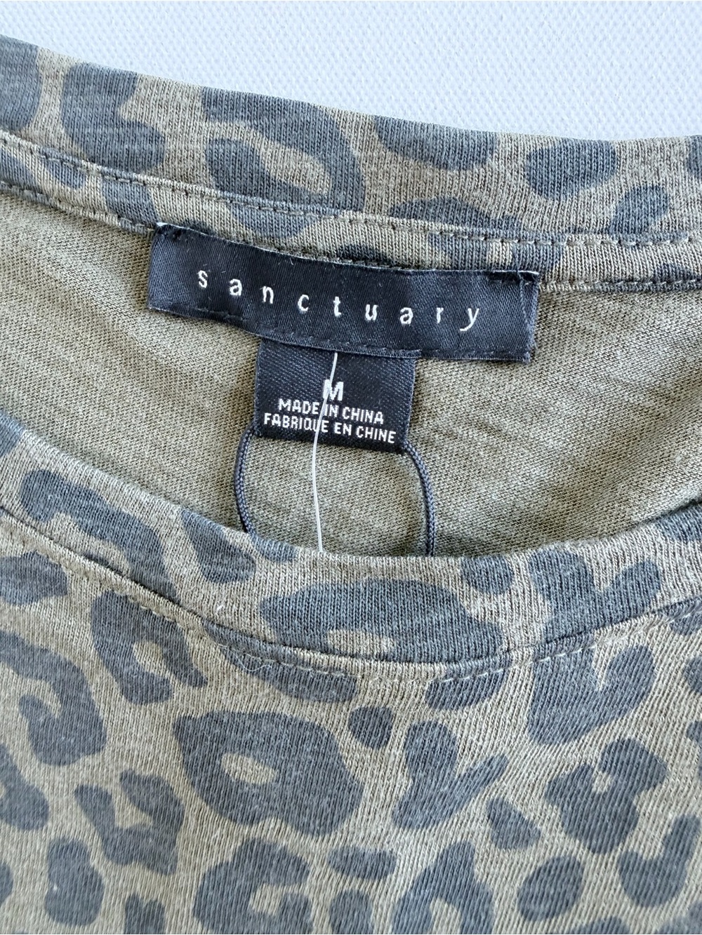 Sanctuary NWT Leopard Cold Shoulder Tee Dress Olive Cotton Blend Midi M - Picture 3 of 8